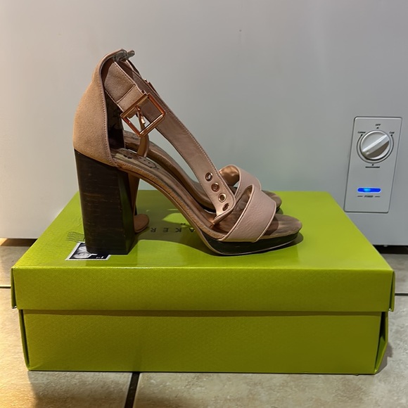 Ted baker heels used. Worn multiple times. - Picture 2 of 3